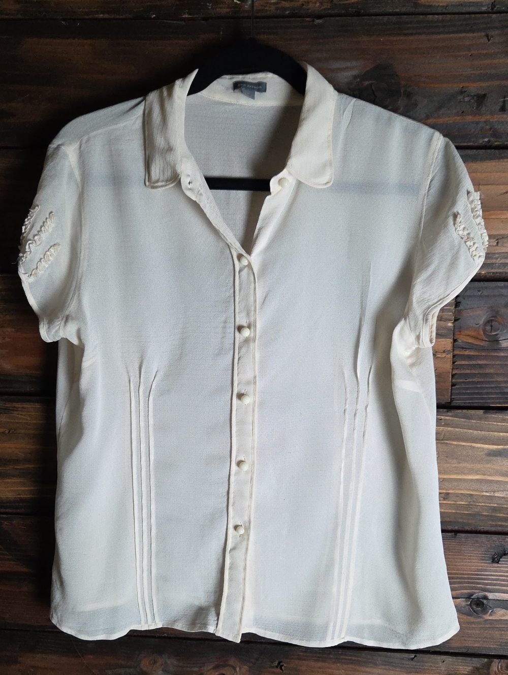 Vintage Semi Sheer Cream Short-Sleeve Button-Front Blouse Ann Taylor Size L